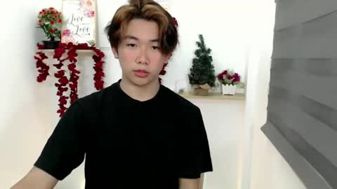 Snapshot of totalbabe1x chatting on January 24, 10:53 am totalbabe1x online show from January 24, 10:53 am