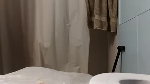 totallyawesome_65 online show from September 22, 8:38 am