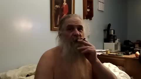 totallyawesome_65 online show from November 24, 7:08 am