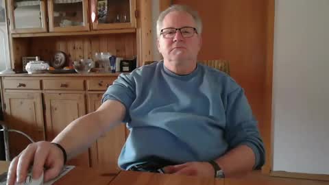 Snapshot of toto758 chatting on February 3, 3:17 pm toto758 online show from February 3, 3:17 pm