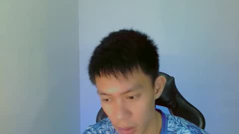 Snapshot of touch_of_alison chatting on October 26, 9:42 pm Alison online show from October 26, 9:42 pm