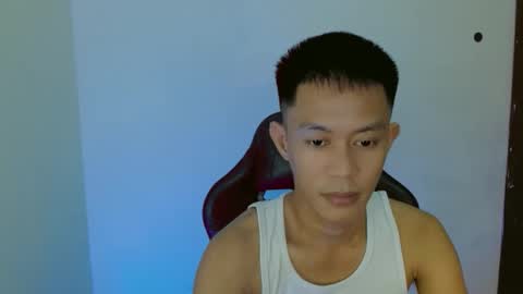 Snapshot of touch_of_alison chatting on November 5, 10:43 pm Alison online show from November 5, 10:43 pm