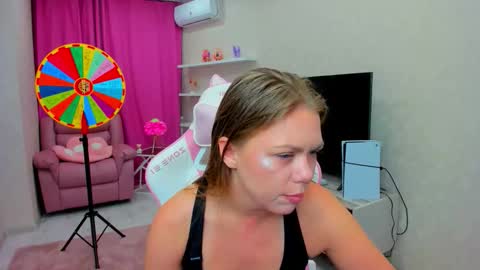 Touch The Heart online show from February 10, 3:21 am