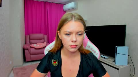 Touch The Heart online show from February 22, 3:18 am