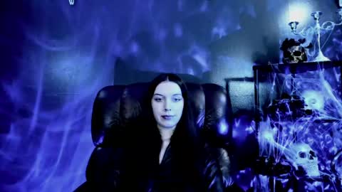 toxicdomme online show from April 17, 6:44 pm