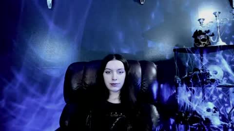 Snapshot of toxicdomme chatting on May 5, 6:05 pm toxicdomme online show from May 5, 6:05 pm