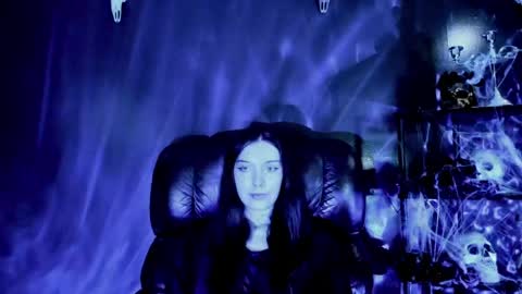 Snapshot of toxicdomme chatting on May 19, 6:03 pm toxicdomme online show from May 19, 6:03 pm