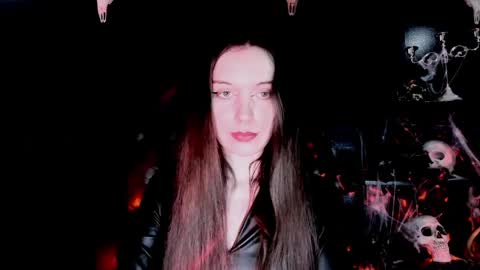 Snapshot of toxicdomme chatting on May 25, 6:03 pm toxicdomme online show from May 25, 6:03 pm