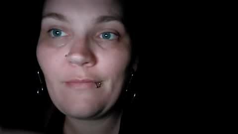 Snapshot of toxiclilly chatting on May 8, 4:40 am Lilly Miss Mistress Goddess Maam Queen Boss online show from May 8, 4:40 am