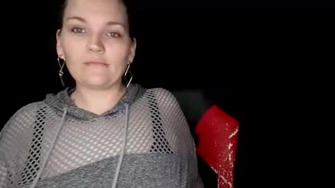 Snapshot of toxiclilly chatting on May 12, 4:26 pm Lilly Miss Mistress Goddess Maam Queen Boss online show from May 12, 4:26 pm