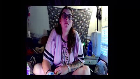 Toxiclove1311 online show from November 15, 10:15 pm