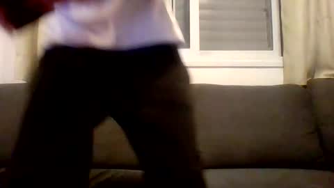 Snapshot of toy_master101 chatting on June 6, 11:09 pm toy master101 online show from June 6, 11:09 pm