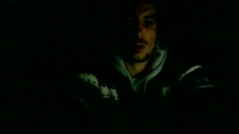 Snapshot of toyboysquirt chatting on June 22, 10:12 am toyboysquirt online show from June 22, 10:12 am