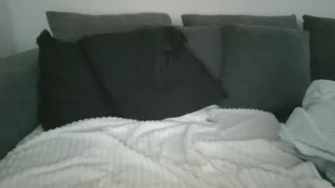 Snapshot of toyy_boy chatting on November 17, 6:03 pm Tim online show from November 17, 6:03 pm