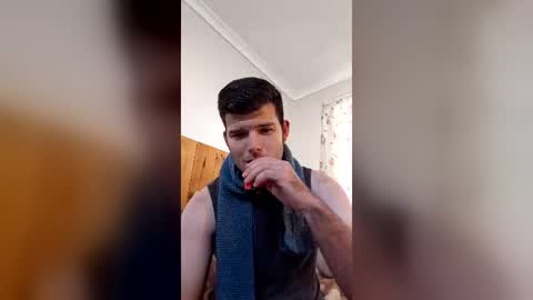 Snapshot of tr1dent03 chatting on July 4, 2:12 pm tr1dent03 online show from July 4, 2:12 pm