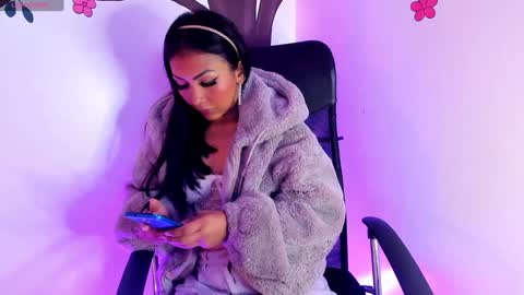 tracy online show from December 19, 4:13 am