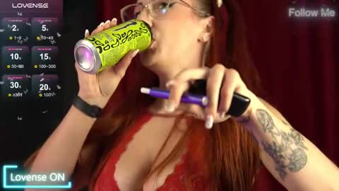 Tracy online show from November 4, 7:02 pm