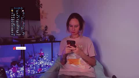 Hey my name is Kiri Kiri online show from November 28, 7:27 pm