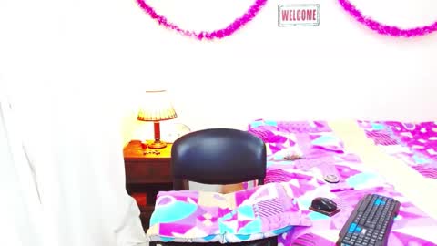 Snapshot of trans_fem420 chatting on December 28, 12:15 am Luna online show from December 28, 12:15 am
