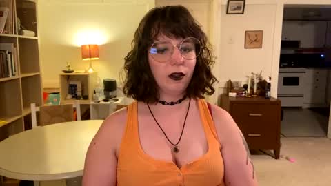 Snapshot of transcumchalice chatting on September 13, 1:49 am Mercy online show from September 13, 1:49 am