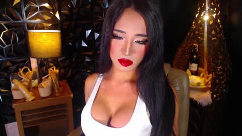 Snapshot of transgoddessrosy chatting on January 23, 4:59 pm ROSY TAN BE MY KING DONT FORGET TO FOLLOW AND THUMBS UP ME online show from January 23, 4:59 pm