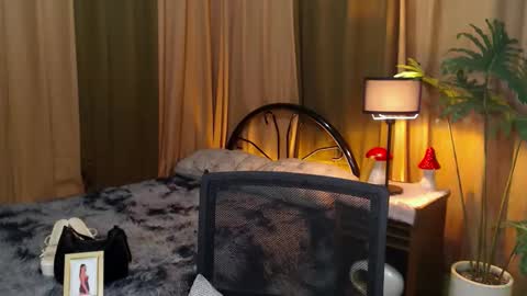 Snapshot of transgoddessrosy chatting on September 19, 4:51 pm ROSY TAN BE MY KING DONT FORGET TO FOLLOW AND THUMBS UP ME online show from September 19, 4:51 pm