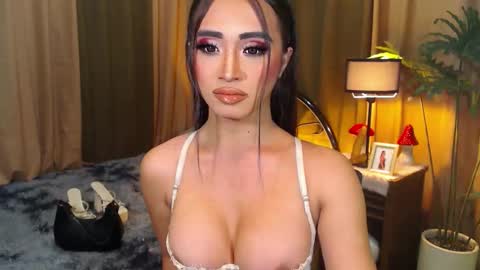 Snapshot of transgoddessrosy chatting on September 24, 4:54 pm ROSY TAN BE MY KING DONT FORGET TO FOLLOW AND THUMBS UP ME online show from September 24, 4:54 pm