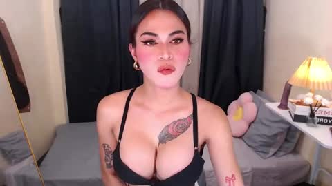 Selena the real cummer online show from June 10, 11:57 pm