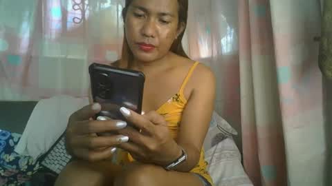 transhottie28 online show from February 11, 2:25 am