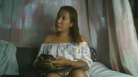 transhottie28 online show from February 12, 9:10 am