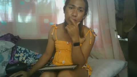 transhottie28 online show from February 21, 4:18 am