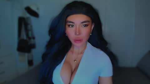 Snapshot of transnextdoor_ chatting on March 7, 8:02 am ALMIGHTY GODDESS VALENTINA online show from March 7, 8:02 am