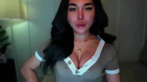 Snapshot of transnextdoor_ chatting on September 14, 9:25 pm ALMIGHTY GODDESS VALENTINA online show from September 14, 9:25 pm