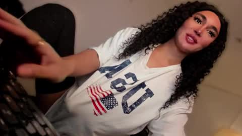 Snapshot of transnextdoor_ chatting on September 29, 9:41 pm ALMIGHTY GODDESS VALENTINA online show from September 29, 9:41 pm