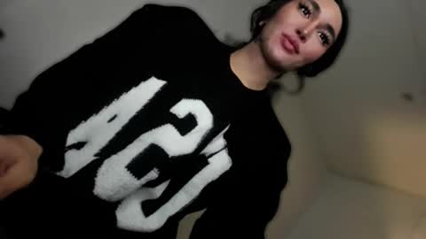 Snapshot of transnextdoor_ chatting on October 3, 8:39 pm ALMIGHTY GODDESS VALENTINA online show from October 3, 8:39 pm