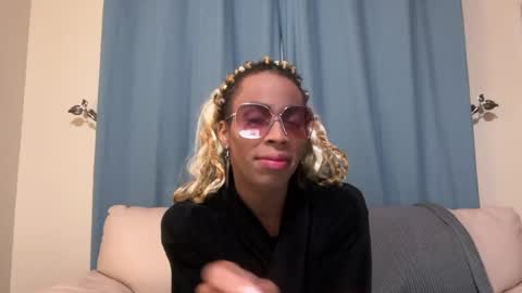 Snapshot of tranybigcock chatting on August 10, 3:32 am tranybigcock online show from August 10, 3:32 am