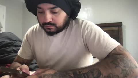 Snapshot of trapzaddy212 chatting on June 8, 3:45 pm trapzaddy212 online show from June 8, 3:45 pm