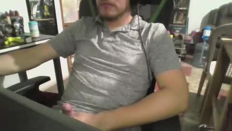 traveler_92 online show from November 18, 3:23 am