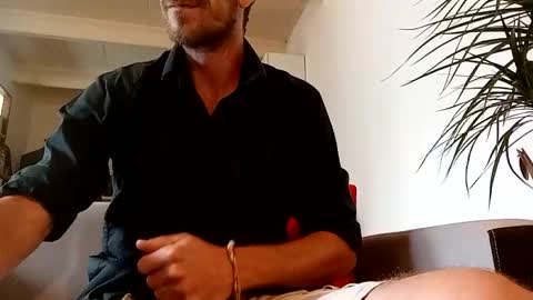 Snapshot of traveler_of_pleasure chatting on October 21, 10:16 am traveler_of_pleasure online show from October 21, 10:16 am