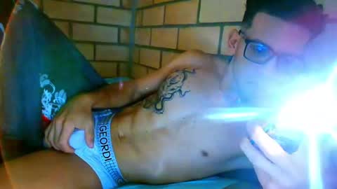 TRAVIS. online show from April 9, 12:43 pm