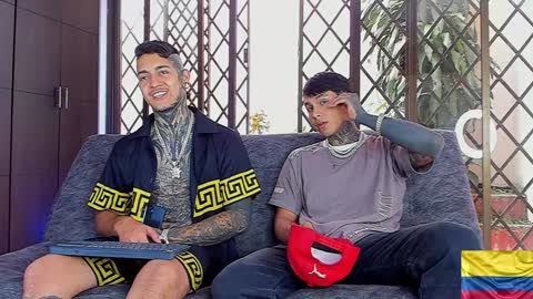 Snapshot of travistanner28 chatting on December 31, 9:06 pm TRAV - INDEPENDENT MODEL online show from December 31, 9:06 pm