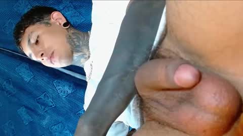 Snapshot of travistanner28 chatting on January 6, 9:32 pm TRAV - INDEPENDENT MODEL online show from January 6, 9:32 pm