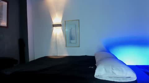 Snapshot of travistanner28 chatting on November 30, 6:34 pm TRAV - INDEPENDENT MODEL online show from November 30, 6:34 pm