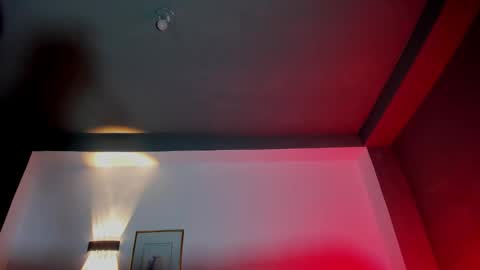 Snapshot of travistanner28 chatting on December 13, 11:10 pm TRAV - INDEPENDENT MODEL online show from December 13, 11:10 pm