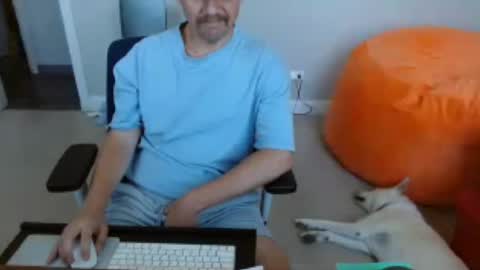 Snapshot of tray1987 chatting on July 30, 5:12 pm exhib 4 u online show from July 30, 5:12 pm