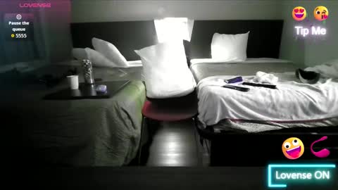 Trea online show from September 29, 9:08 pm