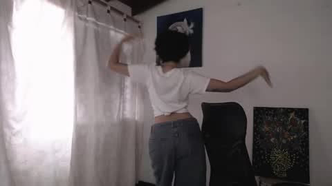 Emily online show from May 2, 6:46 pm
