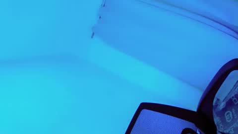 YOUR SLUT online show from February 9, 12:30 pm