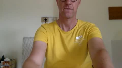 Snapshot of trebo00788 chatting on June 2, 7:54 am trebo00788 online show from June 2, 7:54 am