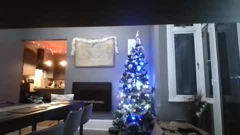 Snapshot of trebor19821982 chatting on December 19, 5:03 am Big bob 198q online show from December 19, 5:03 am